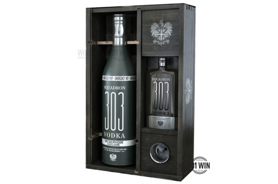 Vodka Squadron 303 Refiller 40% 0,7l + piersiówka - Wódki Premium Sklep Szczecin